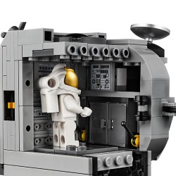 LEGO Creator Expert NASA Apollo 11 Lunar Lander
