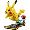 LEGO Pokémon 72152 Pikachu e Poké Ball, Kit di Modellismo con Figura Snodabile ed Espositore, Regalo per Gamer da Collezione